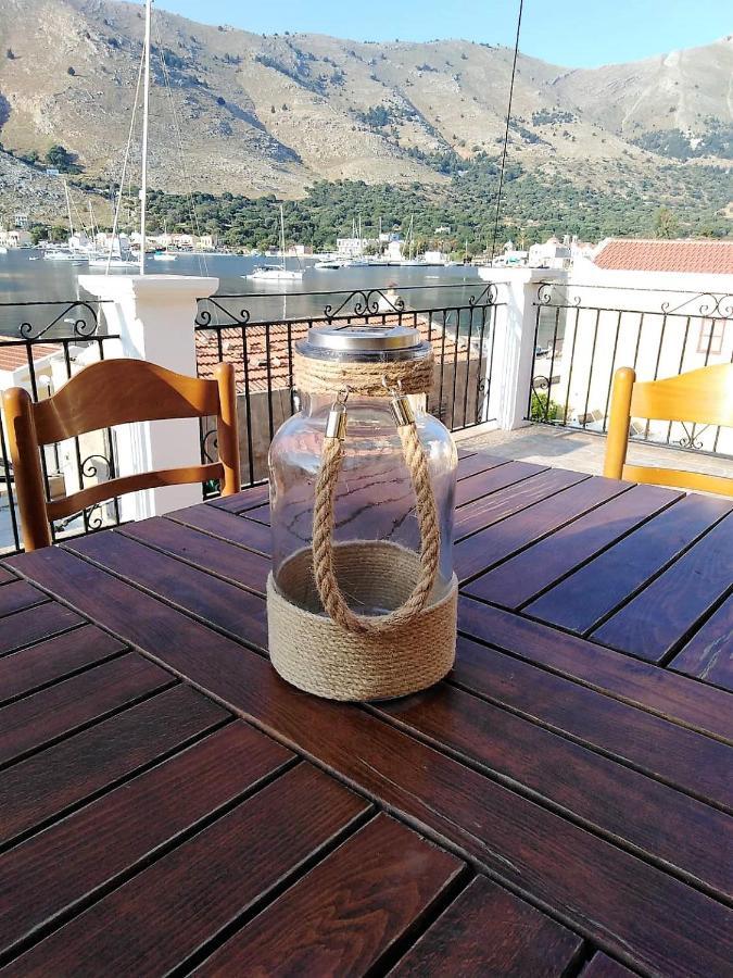 Gompos Apartment - Cozy Apartment Next To The Sea - Amazing Sea View Sými Eksteriør bilde
