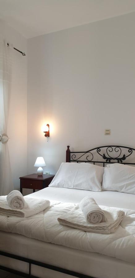Gompos Apartment - Cozy Apartment Next To The Sea - Amazing Sea View Sými Eksteriør bilde